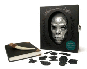 HARRY POTTER DARK ARTS COLLECTIBLE SET